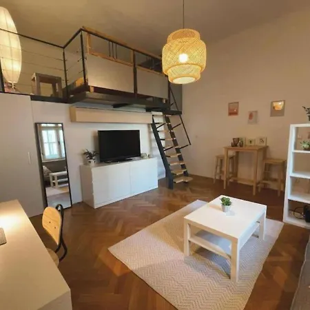 Netradicny V Centre Apartment Bratislava