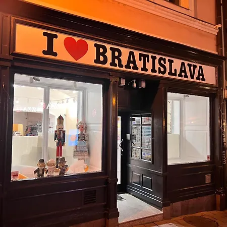 Netradicny V Centre *